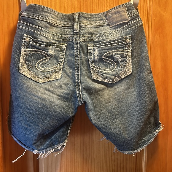 SILVER Jean Shorts - Size: 29 - “Tuesday” Distressed - Picture 4 of 5